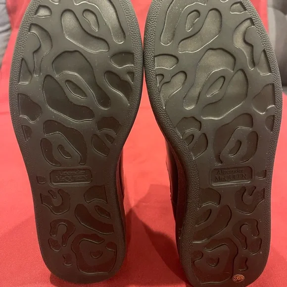 Alexander McQueen Black and Silver Leather Women's Boots - Picture 5 of 8